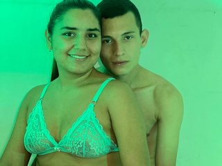 צ'אט וידאו ארוטי katthyandnoha