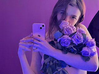 צ'אט וידאו ארוטי Kattitoffy