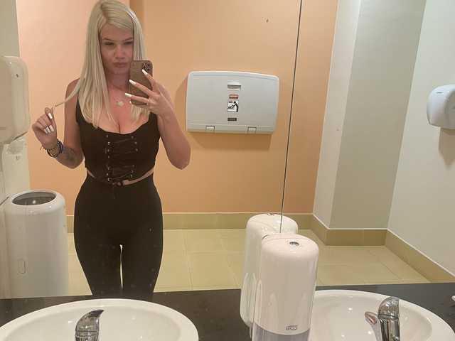 תמונה של הפרופיל Kattyblonde