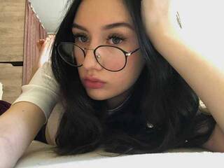 צ'אט וידאו ארוטי Katushhh