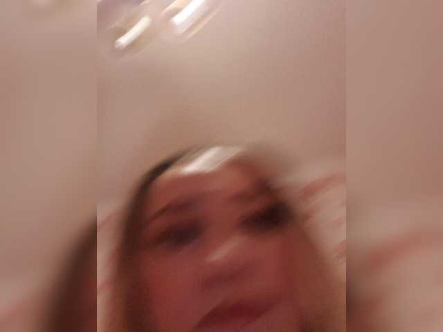 צילומי מסך משודרים Katya-35