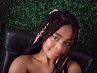 צ'אט וידאו ארוטי Katyaclouds