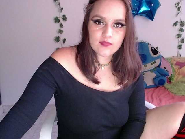 צילומי מסך משודרים Katybloss10
