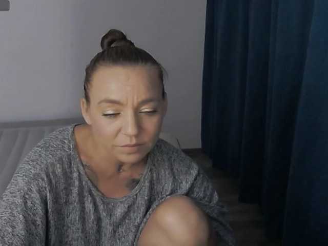צילומי מסך משודרים KatyNolann