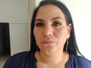 צ'אט וידאו ארוטי katysensual