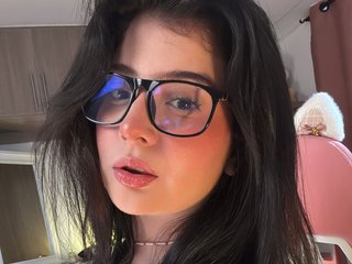 צ'אט וידאו ארוטי KaylaCollins