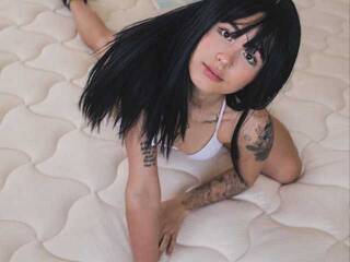 צ'אט וידאו ארוטי KaylaMirage