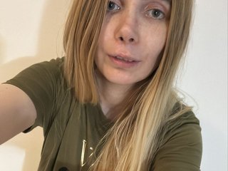 צ'אט וידאו ארוטי KayleeAlbertina