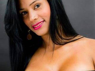 צ'אט וידאו ארוטי KelliBrowns