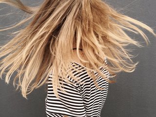 צ'אט וידאו ארוטי KellyWhitee