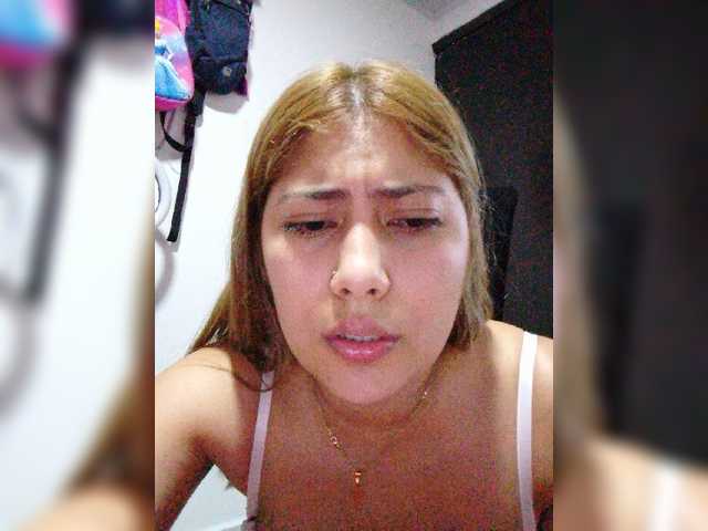 צילומי מסך משודרים Kendall-sexy