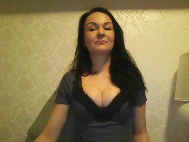 צילומי מסך משודרים KendallLUXE