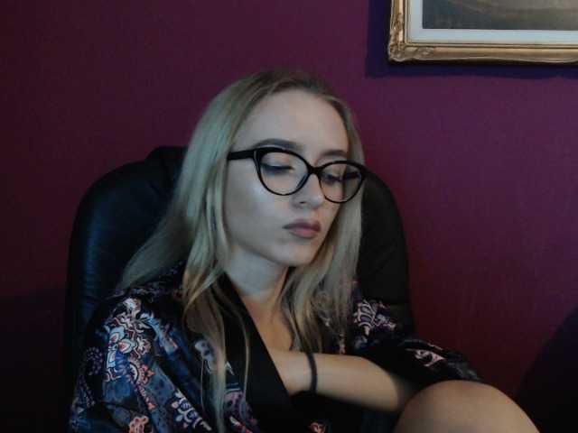 צילומי מסך משודרים kendrabanks