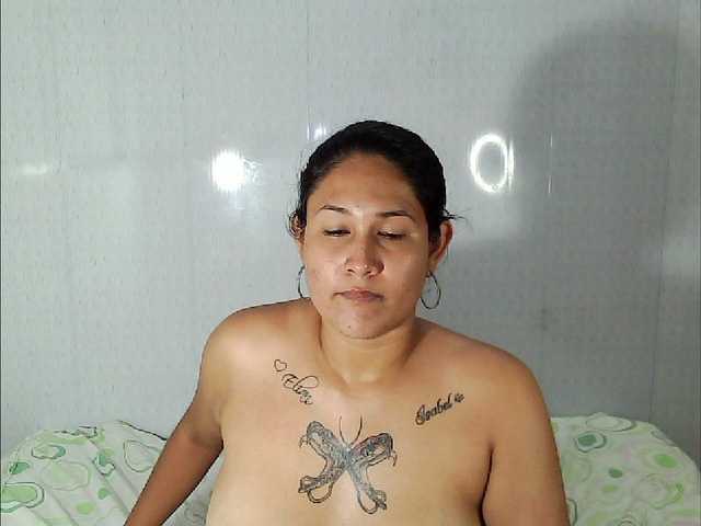 צילומי מסך משודרים KendraFenty