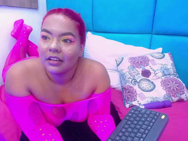 צילומי מסך משודרים KendraW03