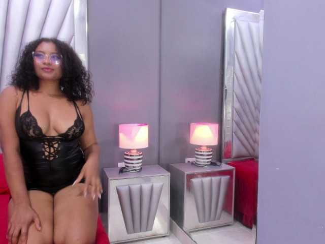 צילומי מסך משודרים KeylaSimmons