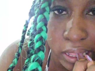 צ'אט וידאו ארוטי Khali1_