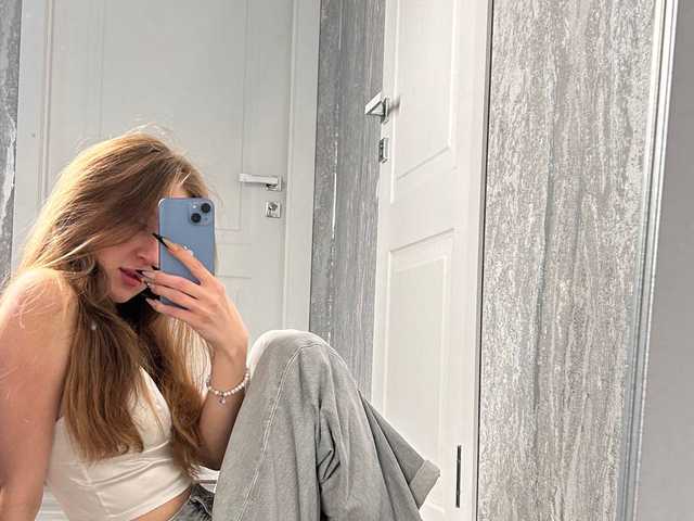 תמונה של הפרופיל Kiana-White