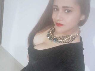 צ'אט וידאו ארוטי Kiarablazer