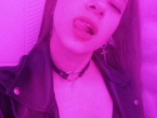 צ'אט וידאו ארוטי Kim-Rox