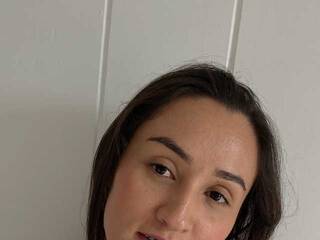 צ'אט וידאו ארוטי Kim-sweetlove