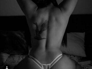 צ'אט וידאו ארוטי KimMonroex