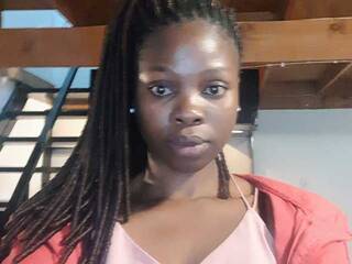 צ'אט וידאו ארוטי kinkygoddess1