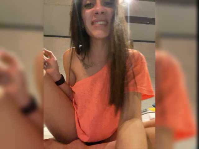 צילומי מסך משודרים Kira696