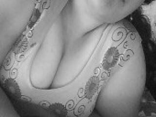 צ'אט וידאו ארוטי kisi4ka5