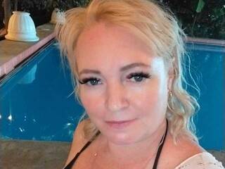 צ'אט וידאו ארוטי KiskaLeila