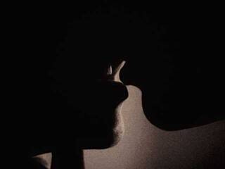 צ'אט וידאו ארוטי KissedByTwo