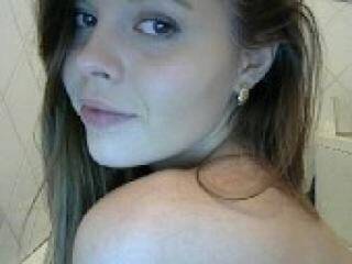 צ'אט וידאו ארוטי kissesu