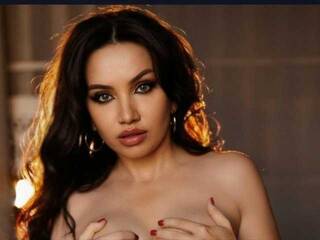 צ'אט וידאו ארוטי Kisskovaa