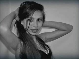 צ'אט וידאו ארוטי kissmehoty