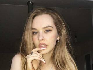 צ'אט וידאו ארוטי KISS_DICKS