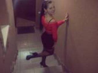 צ'אט וידאו ארוטי kisyuta