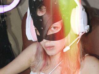 צ'אט וידאו ארוטי kitt134