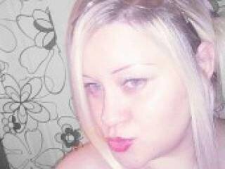 צ'אט וידאו ארוטי kitten000