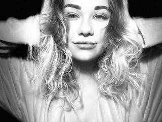 צ'אט וידאו ארוטי Kittenbabys