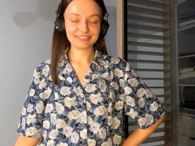 צילומי מסך משודרים KittieRusu