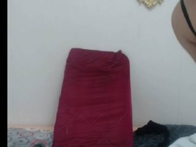 צילומי מסך משודרים kitty-katia