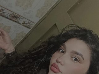 צ'אט וידאו ארוטי kitty4daddy