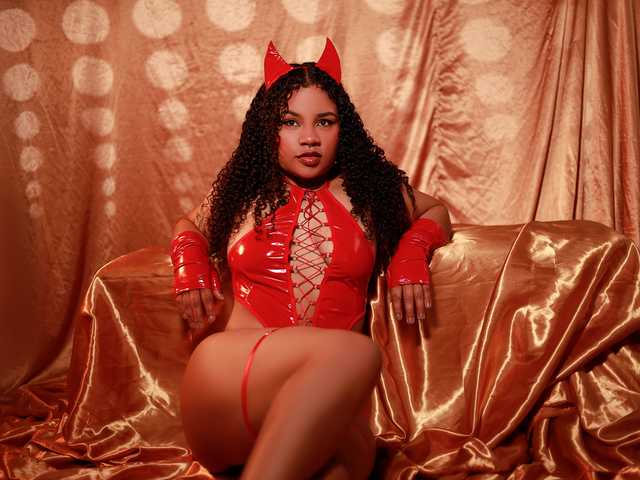 תמונה של הפרופיל KittyBrooke