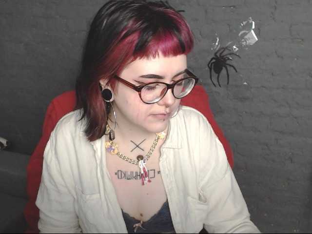 צילומי מסך משודרים KittyWendy