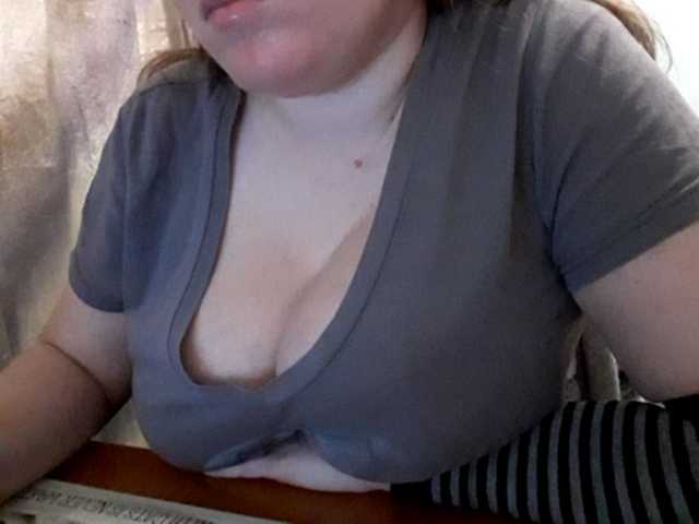 תמונות kittywithbig I am Liza. Breast size 5. For a good moo d:) love/ boys, I don't shщow my face!