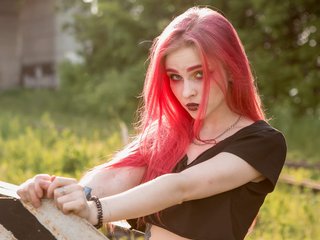 צ'אט וידאו ארוטי Kriiistal