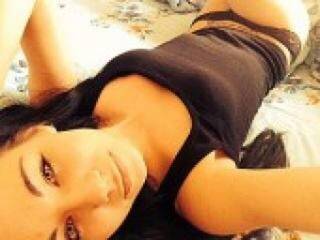 צ'אט וידאו ארוטי krissskisss