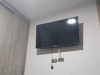 צ'אט וידאו ארוטי KristellCasalla