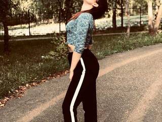 צ'אט וידאו ארוטי Kristi-13