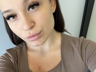צ'אט וידאו ארוטי kristinkasiii